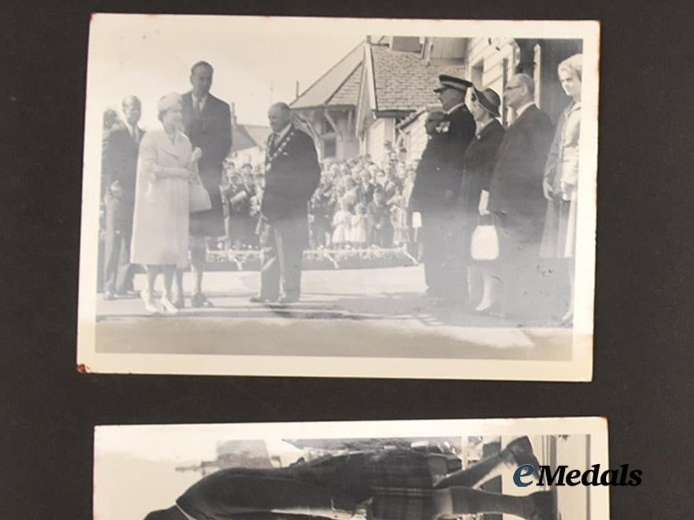 united_kingdom._a_royal_photo_album_of_queen_elizabeth&_the_royal_family_touring_scotland,_c.1950___m_n_c2613