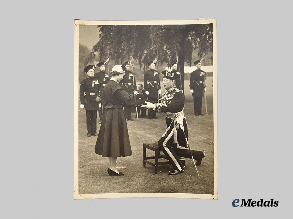 united_kingdom._a_royal_photo_album_of_queen_elizabeth_and_the_royal_family_accompanied_by_ephemera,_c.1957___m_n_c2670