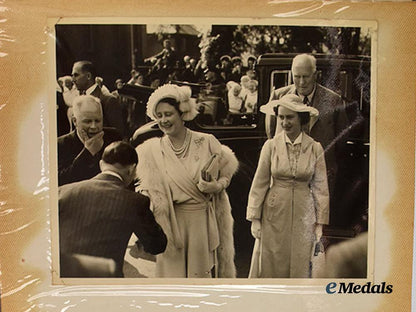 united_kingdom._a_royal_photo_album_of_queen_elizabeth,_prince_philip,&_prince_charles,_c.1950___m_n_c2703