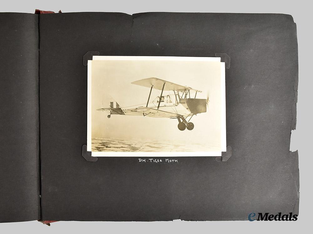 canada,_commonwealth._a_second_war_royal_canadian_air_force_memorabilia_group___m_n_c2769