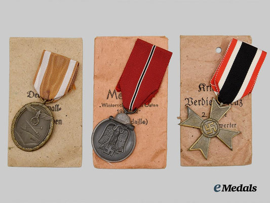 germany,_werhmacht._a_mixed_lot_of_combat_and_service_medals,_with_original_packaging___m_n_c2807