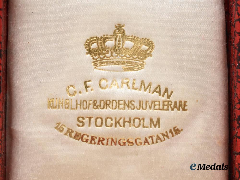 sweden,_kingdom._a_cased_order_of_vasa,_i_i._class_knight,_by_c._f._carlman,_c.1930___m_n_c2945