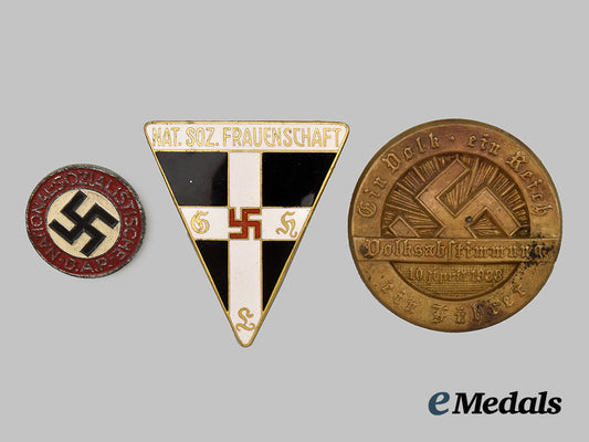 germany,_third_reich._a_mixed_lot_of_badges___m_n_c2959