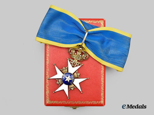 sweden,_kingdom._a_cased_royal_order_of_the_polar_star_to_dottore_p._meschini,_i_i._class_commander,_type_i_i,_by_c._f._carlman,_c.1930___m_n_c3015