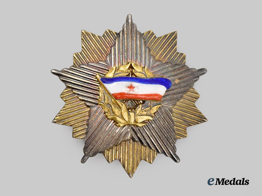 yugoslavia,_socialist_federal_republic._a_cased_order_of_the_yugoslav_flag,_i_i._class_grand_officer,_by_ikom_of_zagreb,_c.1975___m_n_c3084