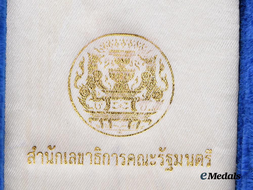 thailand,_kingdom._a_cased_most_noble_order_of_the_crown_of_thailand,_i_i_i._class_commander,_c.1960___m_n_c3141