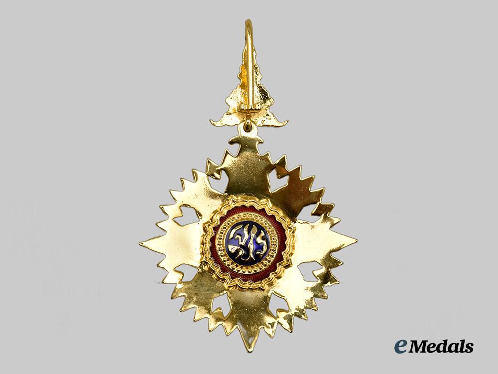 thailand,_kingdom._a_cased_most_noble_order_of_the_crown_of_thailand,_i_i_i._class_commander,_c.1960___m_n_c3147