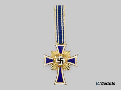 germany,_third_reich._an_honour_cross_of_the_german_mother,_gold_grade_with_case,_by_gustav_miksch___m_n_c3156