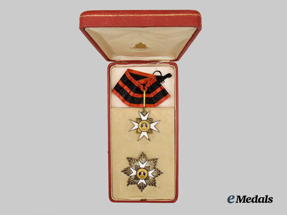 vatican,_papal_state._an_order_of_st._sylvester,_grand_officer_set_in_case,_by_tanfani&_bertarelli,_c.1935___m_n_c3180