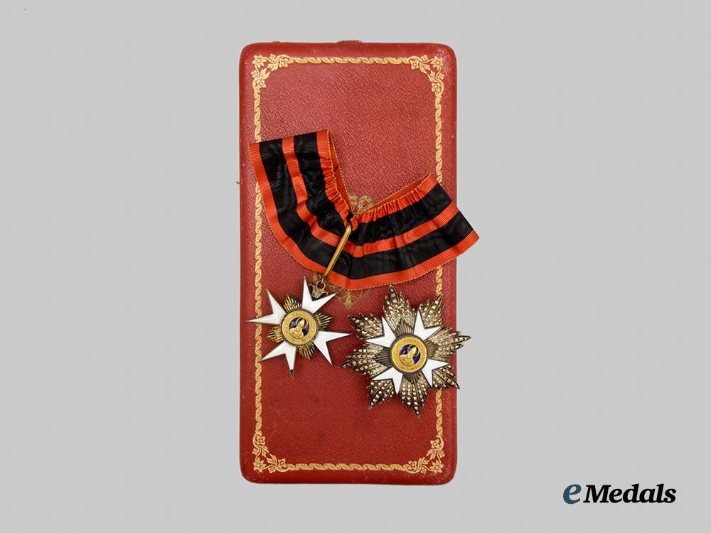 vatican,_papal_state._an_order_of_st._sylvester,_grand_officer_set_in_case,_by_tanfani&_bertarelli,_c.1935___m_n_c3183