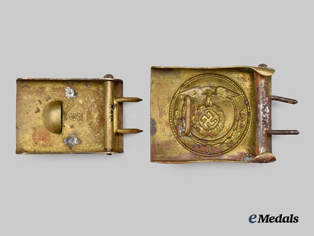 germany,_s_a._a_pair_of_belt_buckles___m_n_c3387