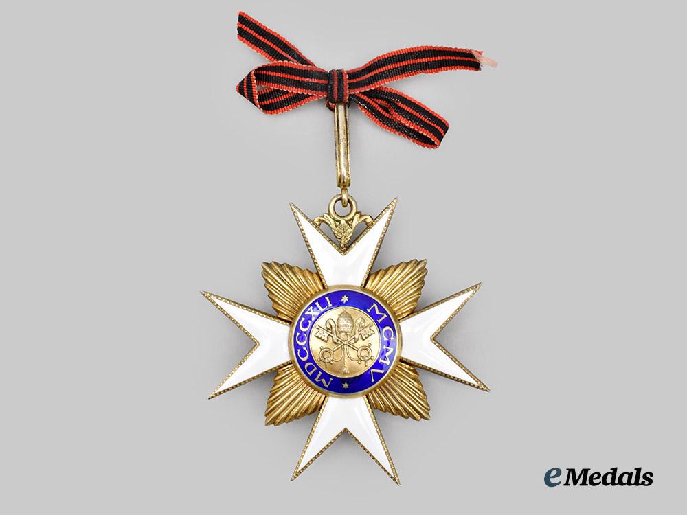 vatican,_holy_see._an_order_of_saint_sylvester_and_of_the_golden_spur,_i_i._class_commander,_c.1935___m_n_c3435