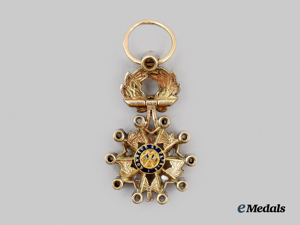 france,_third_republic._a_miniature_order_of_the_legion_of_honour,_in_gold_and_diamonds,_by_chobillon,_c.1880___m_n_c3475