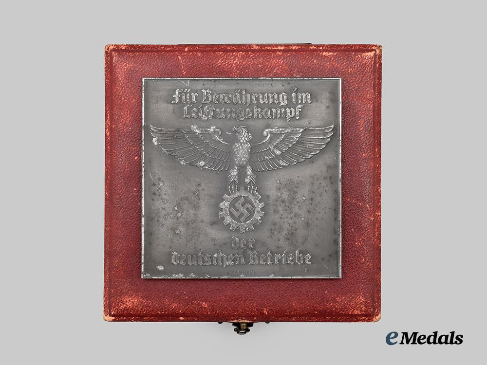 germany,_d_a_f._a_gau_schleswig-_holstein_industrial_competition_merit_plaque,_with_case___m_n_c3488