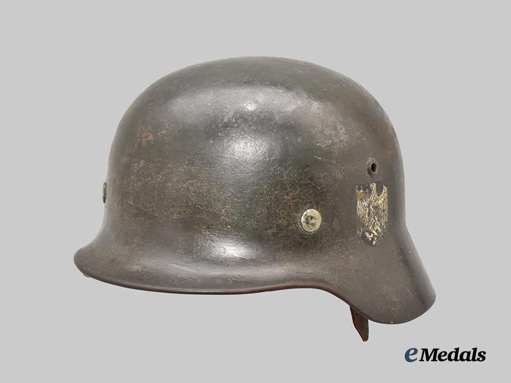 germany,_heer._an_m40_stahlhelm,_by_emaillierwerk_a_g_of_fulda___m_n_c3565