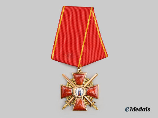 russia,_imperial._an_order_of_st._anne_in_gold,_i_i_i_class_with_swords,_c.1910___m_n_c3585