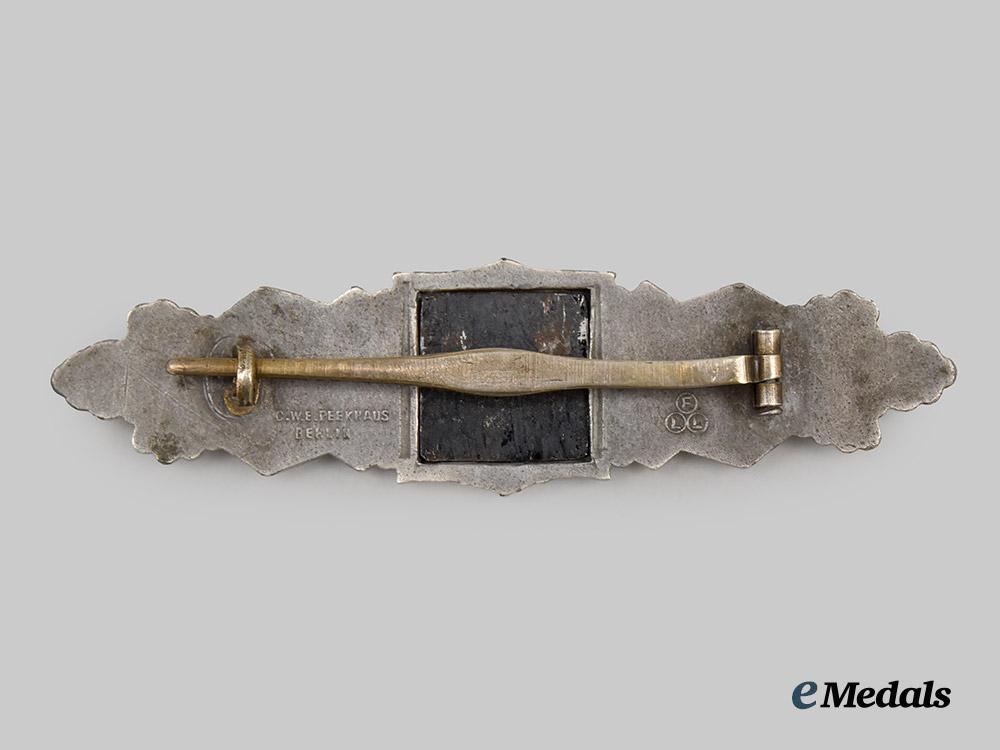 germany,_wehrmacht._a_close_combat_clasp,_silver_grade,_second_pattern_by_friedrich_linden___m_n_c3595