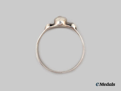 germany,_wehrmacht._a_totenkopf_ring_in_silver___m_n_c3694