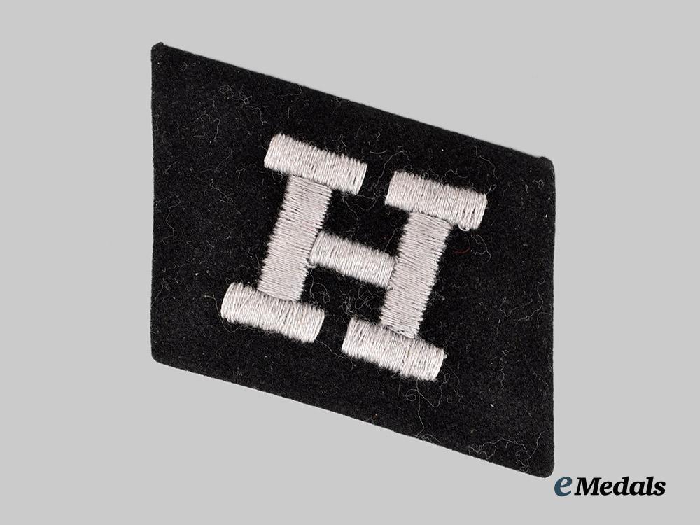 germany,_s_s._a_mint25th_waffen_grenadier_division_of_the_s_s_hunyadi_volunteer’s_collar_tab,_dachau_variant___m_n_c3712