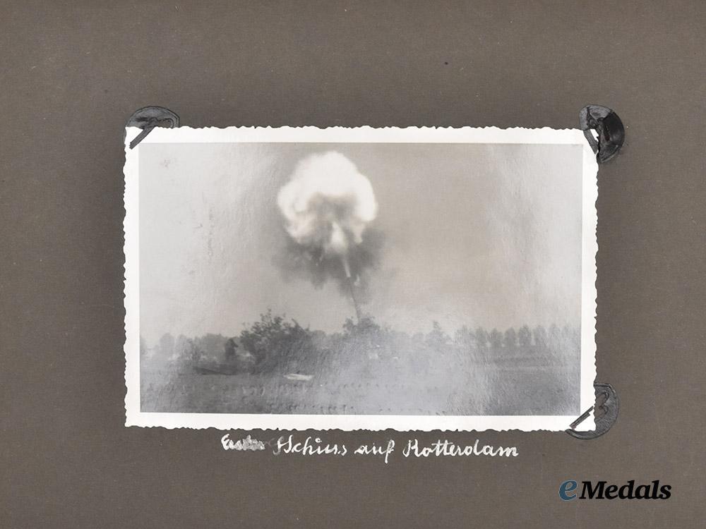 germany,_heer._a_private_wartime_photo_album_from_a_member_of_schwere_artillerie-_abteilung680___m_n_c3794