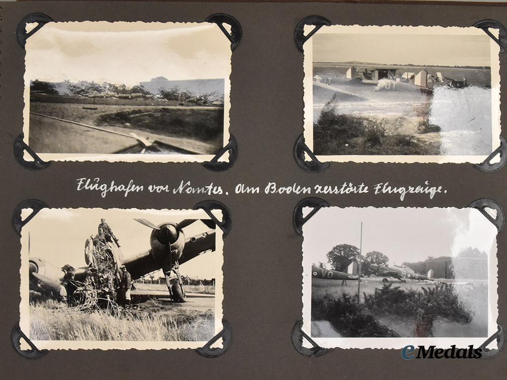 germany,_heer._a_private_wartime_photo_album_from_a_member_of_schwere_artillerie-_abteilung680___m_n_c3803