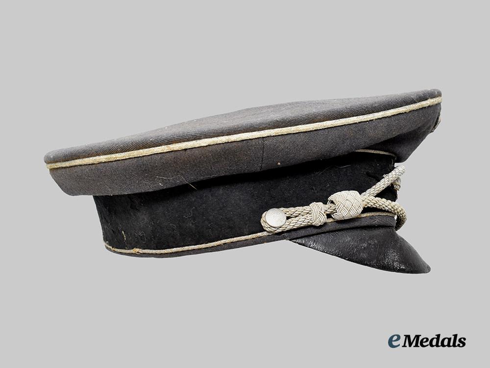 germany,_luftwaffe._an_officer’s_visor_cap___m_n_c3944