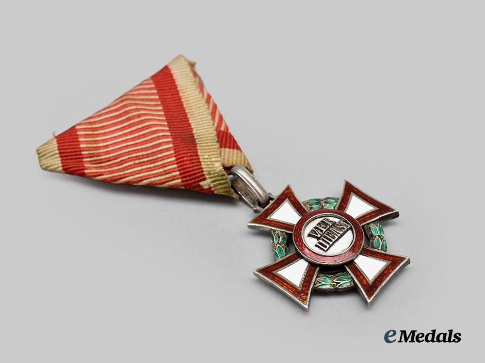 austria,_imperial._a_military_merit_cross,_i_i_i_class_with_enamelled_war_decoration,_c.1914___m_n_c4138