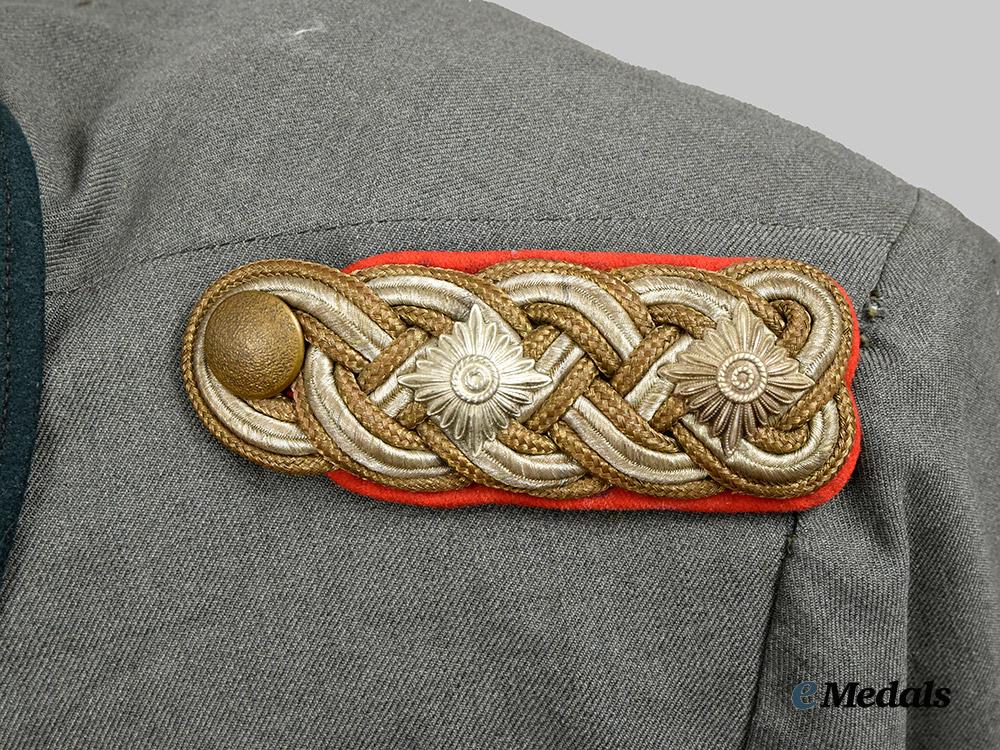 germany,_third_reich._a_wehrmacht_general’s_uniform_tunic___m_n_c4143