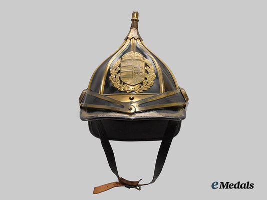 hungary,_kingdom._a_royal_hungarian_police_officer's_helmet,_c.1910___m_n_c4544-_recovered