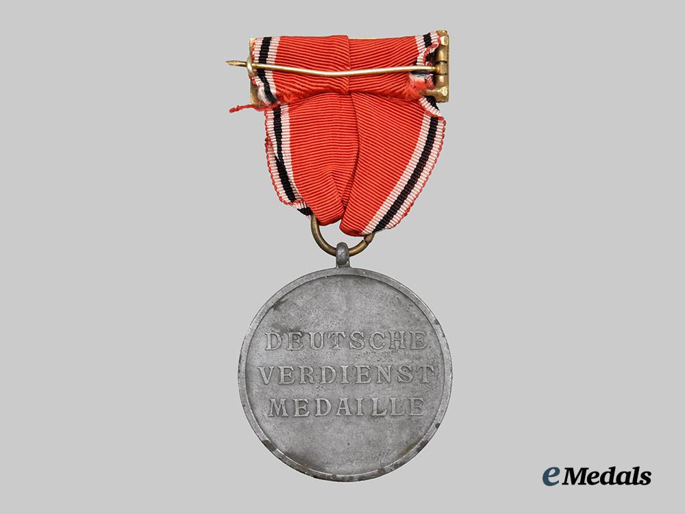 germany,_third_reich._an_order_of_the_german_eagle,_merit_medal_in_bronze_to_spanish_recipient___m_n_c4608