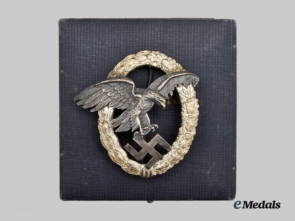 germany,_luftwaffe._a_rare_and_mint_observer's_badge,_with_case,_by_c._e._juncker___m_n_c4640