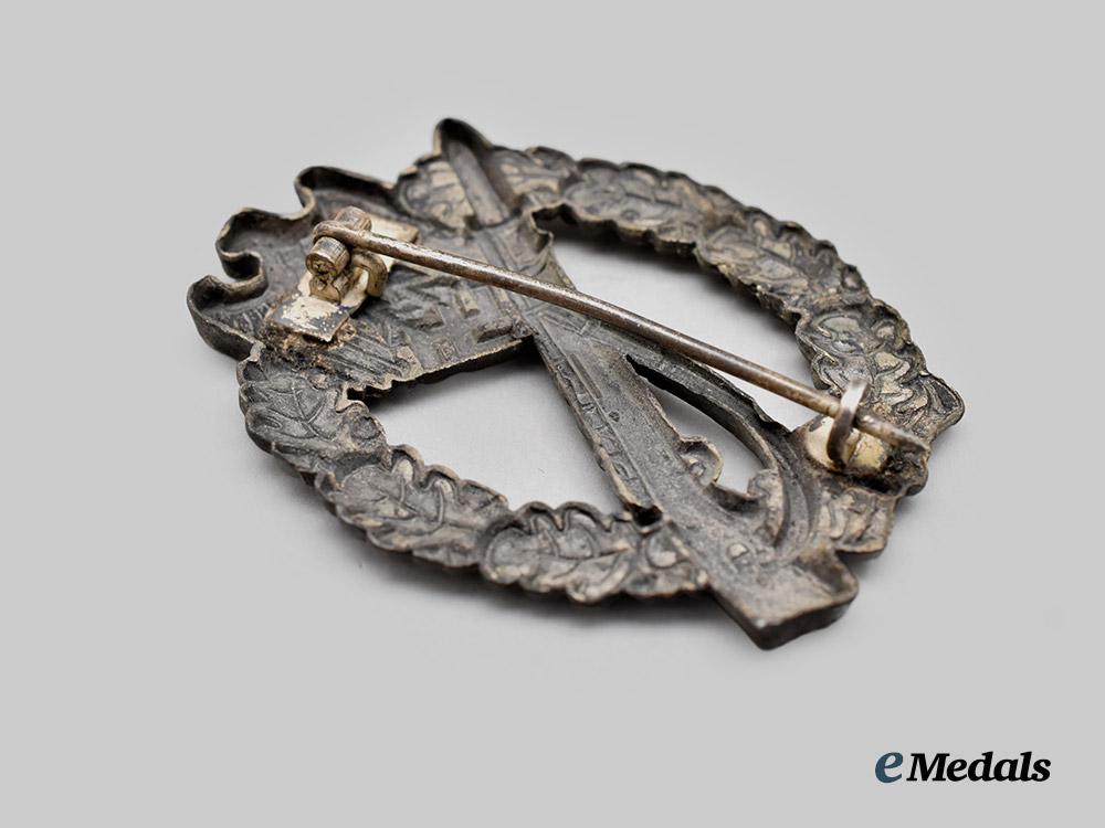 germany,_wehrmaht._an_infantry_assault_badge,_silver_grade,_unknown_maker_variant___m_n_c4651