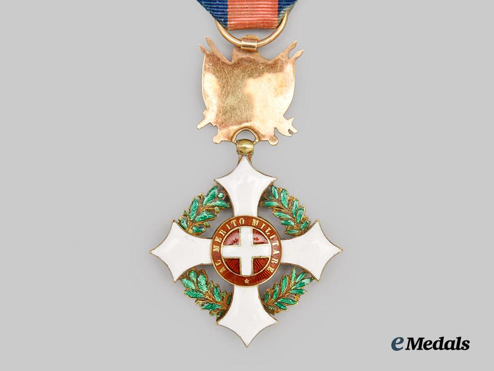 italy,_kingdom._a_military_order_of_savoy,_officer_in_gold,_c.1875___m_n_c4950