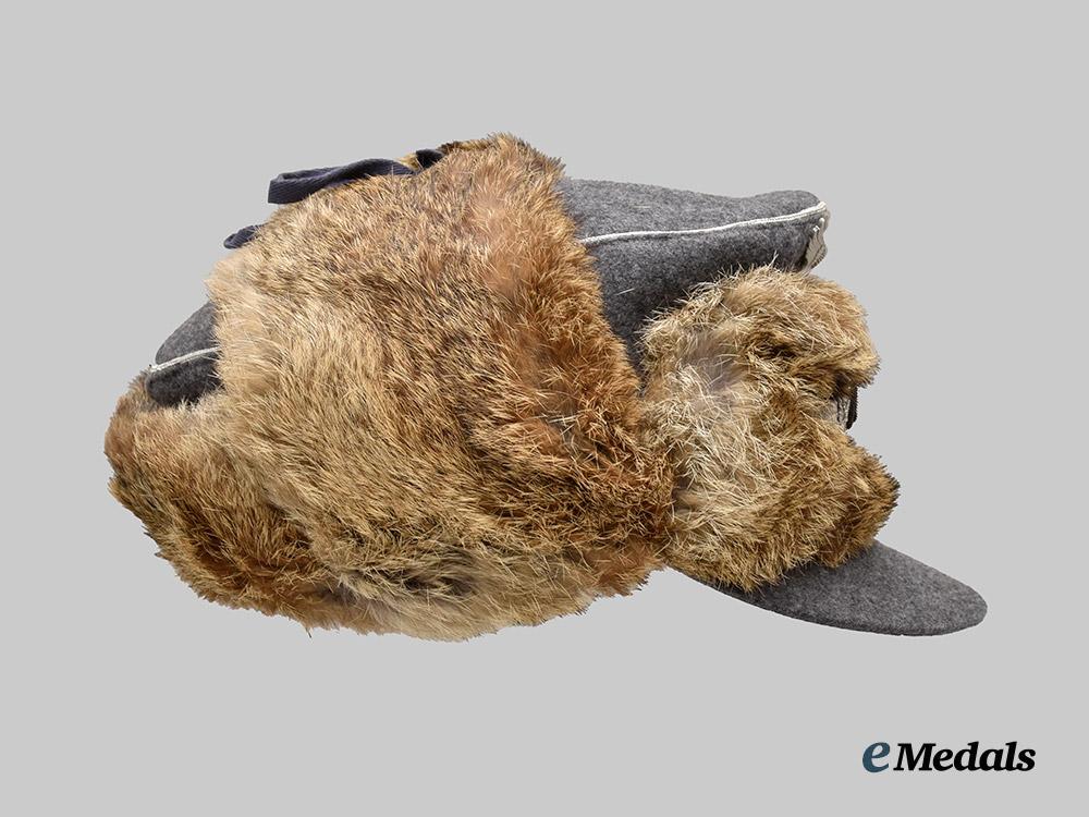 germany,_luftwaffe._an_officer’s_winter_field_cap,_upgraded_and_privately_purchased_example___m_n_c5264