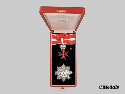 austria,_republic._a_decoration_of_honour_for_services_to_the_republic_of_austria,_i_i_class_grand_commander,_by_a._reitterer___m_n_c5320