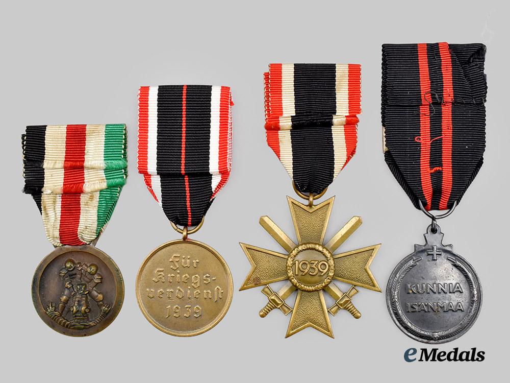 germany,_wehrmacht._a_mixed_lot_of_awards_for_second_world_war_service___m_n_c5569