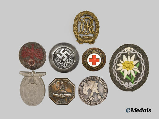 germany,_third_reich._a_mixed_lot_of_badges_and_insignia___m_n_c5628