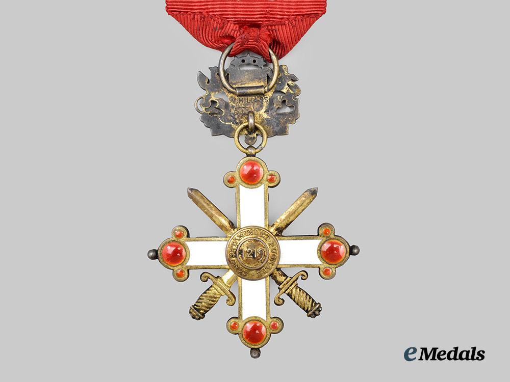 latvia,_republic._an_order_of_vesthardus,_v_class_knight_with_swords,_by_v._millers,_c.1940___m_n_c5675-(1)