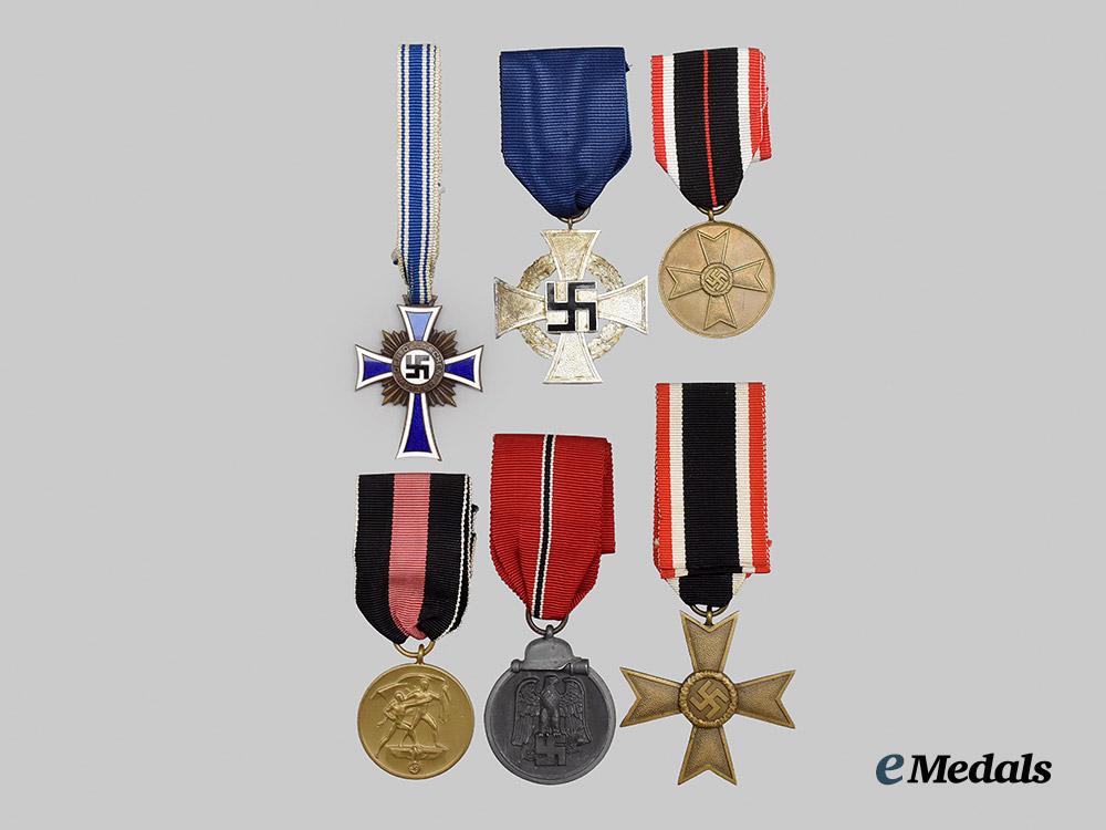 germany,_third_reich._a_mixed_lot_of_awards_for_military_and_civil_service___m_n_c5945