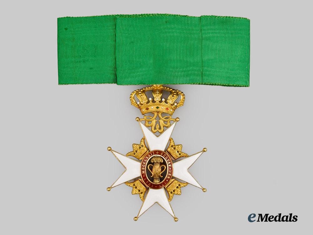 sweden,_kingdom._a_mint_cased_order_of_vasa,_i_i_i._class_commander,_in18kt_gold,_type_i_i,_by_c._f._carlman,_c.1933___m_n_c6210