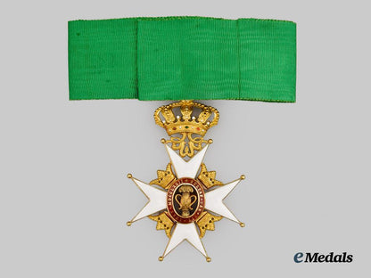 sweden,_kingdom._a_mint_cased_order_of_vasa,_i_i_i._class_commander,_in18kt_gold,_type_i_i,_by_c._f._carlman,_c.1933___m_n_c6210