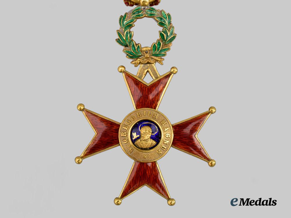 vatican,_papal_state._a_cased_pontifical_equestrian_order_of_st._gregory_the_great,_for_civil_merit,_in18kt_gold,_by_vincent_mayer’s_sons,_c.1880___m_n_c6240