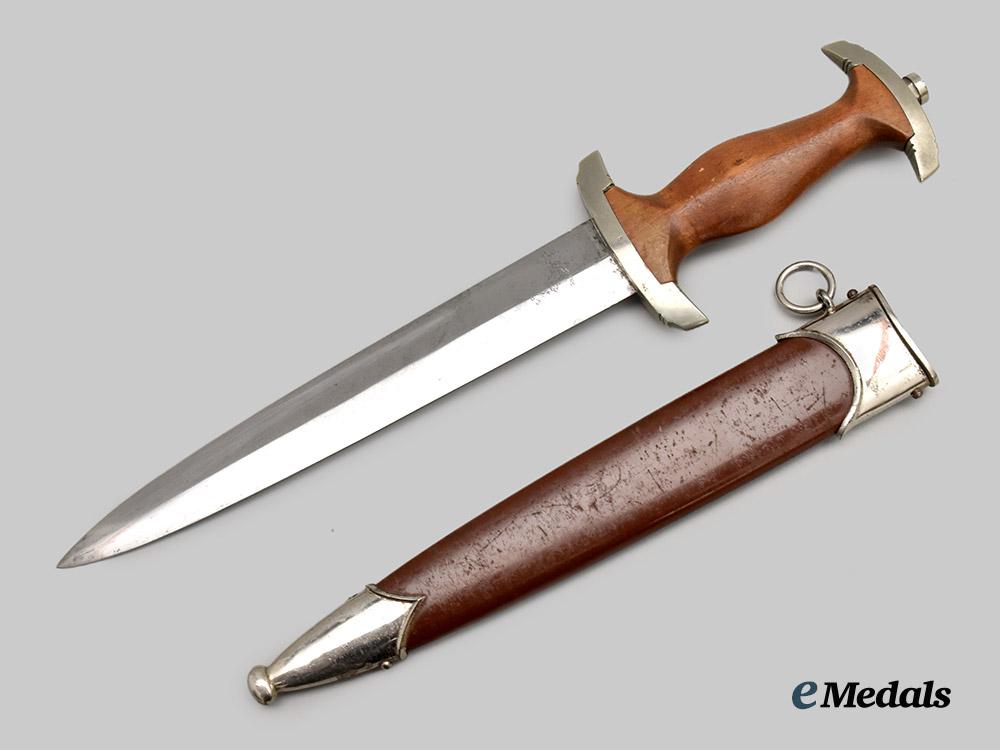 germany,_s_a._a_model1933_service_dagger,_s_a-_gruppe_schlesien,_with_later-_issue_scabbard_by_ernst_pack&_söhne___m_n_c6464