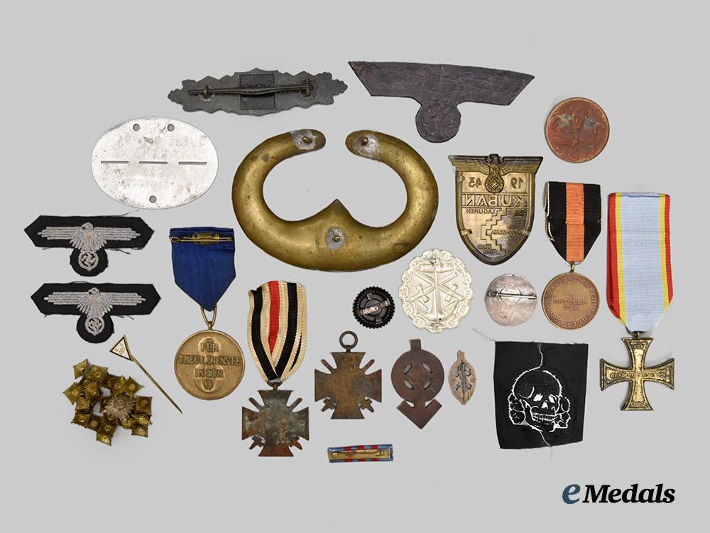 germany._a_mixed_lot_of_decorations_and_insignia,_collector’s_copies___m_n_c6559