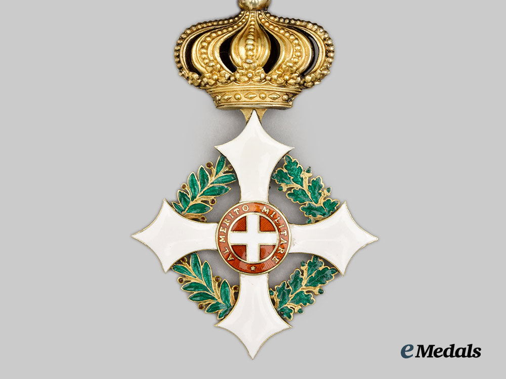 italy,_kingdom._a_military_order_of_savoy_in_gold,_commander_cross,_c.1915___m_n_c6580