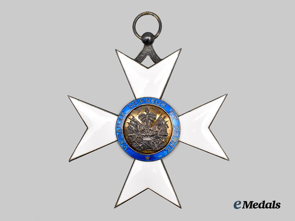 haiti,_republic._a_national_order_of_honour_and_merit,_first_class_grand_cross_set___m_n_c6923