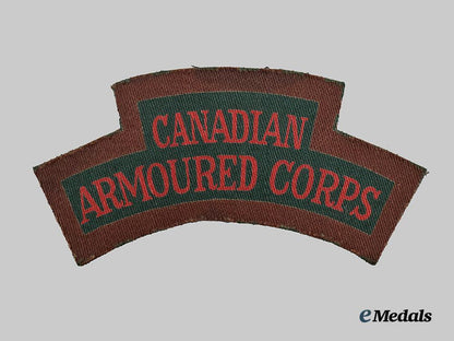 canada,_commonwealth._a_set_of1st_canadian_armoured_carrier_regiment(1_cacr)_cap_badges___m_n_c7033