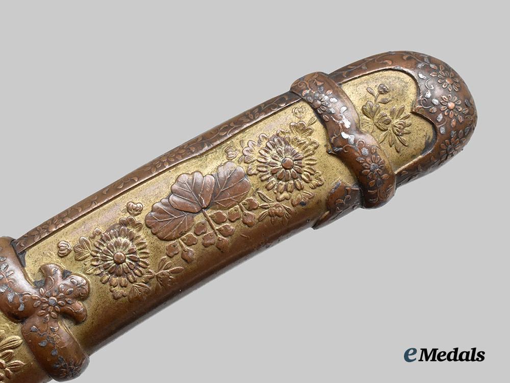 japan,_empire._a_tanto_with_scabbard___m_n_c7426-_recovered