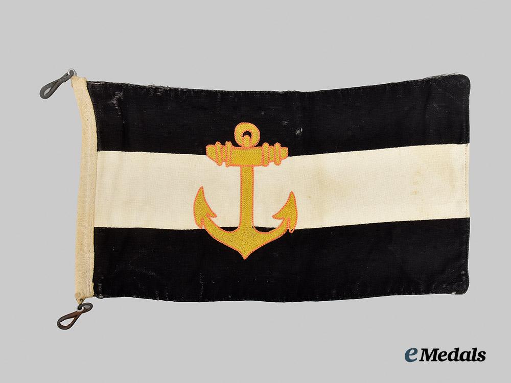 germany,_kriegsmarine._a_regimental_commander’s_vehicle_pennant___m_n_c8096