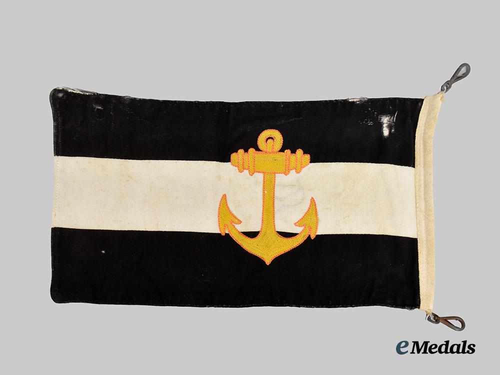 germany,_kriegsmarine._a_regimental_commander’s_vehicle_pennant___m_n_c8097